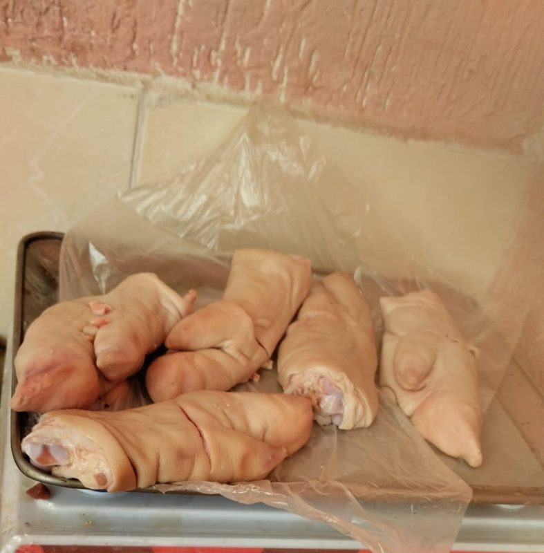Pezuñas de cerdo
